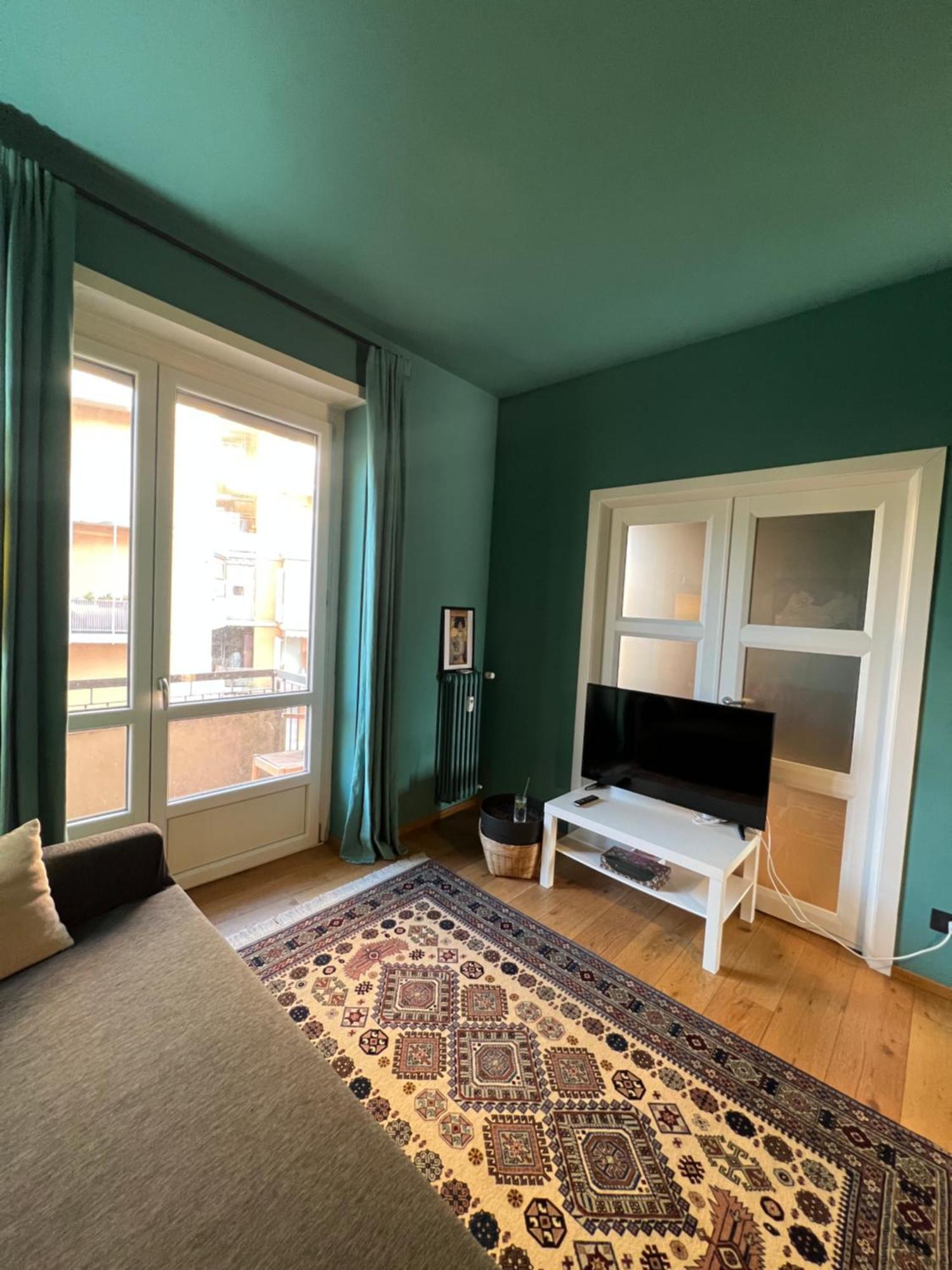 Room With Private Balcony On The Dora River Turin Luaran gambar
