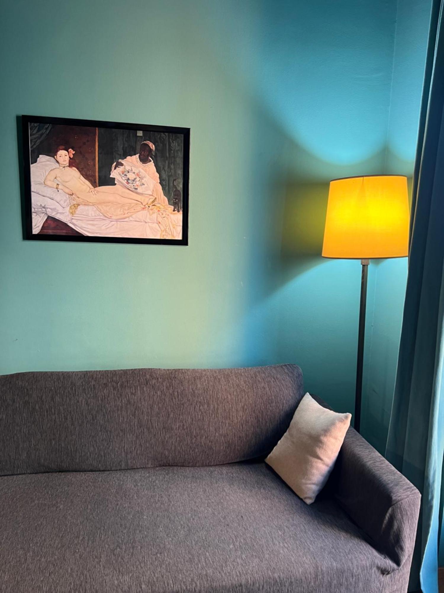 Room With Private Balcony On The Dora River Turin Luaran gambar